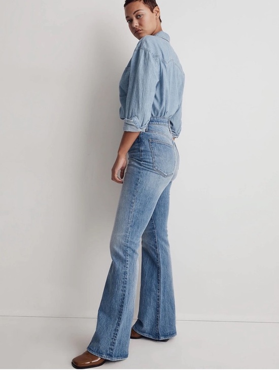 Madewell The Tall Curvy Perfect Vintage Flare Jean in Delavan Wash